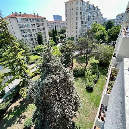 Apartment Paisible Face Au Stade Velodrome Marseille