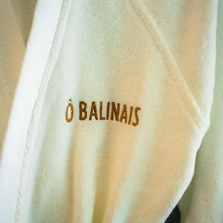 Couette-café O Balinais Mini Avec Et Piscine Privative Marseille