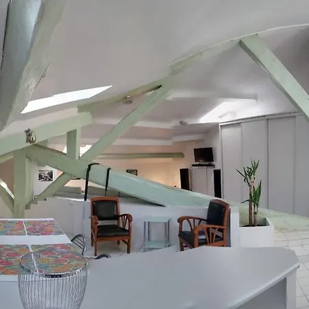 Apartment Le Loft De Vos Reves Le Panier, Vieux Port, 4 Per 90m2 Clim