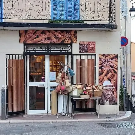 Apartment Le Loft De Vos Reves Le Panier, Vieux Port, 4 Per 90m2 Clim
