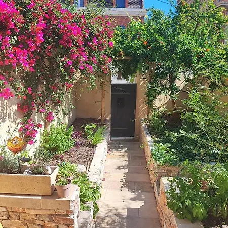 Petit Cocon A Mourepiane Apartment