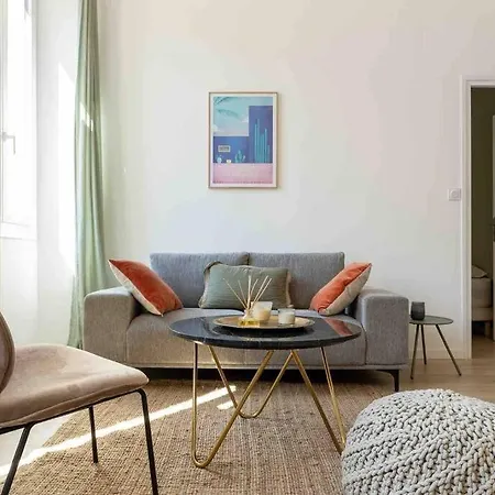 Cosy A 1' Du Cours Julien Marseille