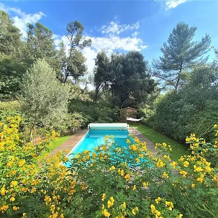 Magnificent House With Pool And Garden * Marseille