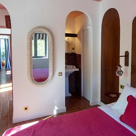 Les De La Releve Bed & Breakfast Marseille