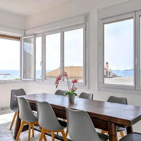 La Bellevue Bord De Jusqu'a 8 Pers Villa Marseille