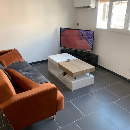 Skynet Apartment *