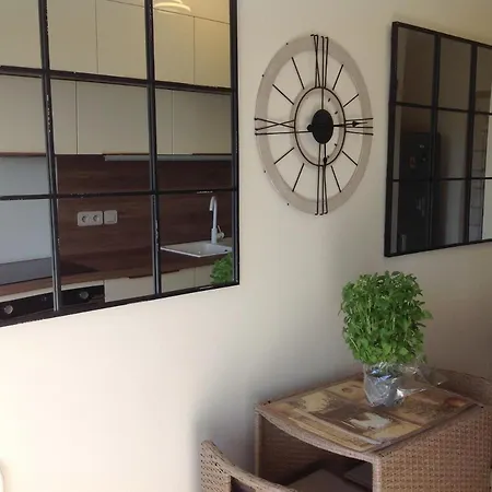 Apartment Et Pinede Calanques