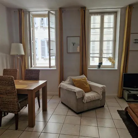 Apartment 2 Pieces Dans Le Centre Avec Petite Terrasse 3*** Marseille