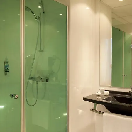 Escale Oceania Vieux Port Otel 3*