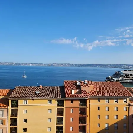 Apartment Le Panier De Papet,central, Proche Plage Catalan,tres Calme,vue Marseille