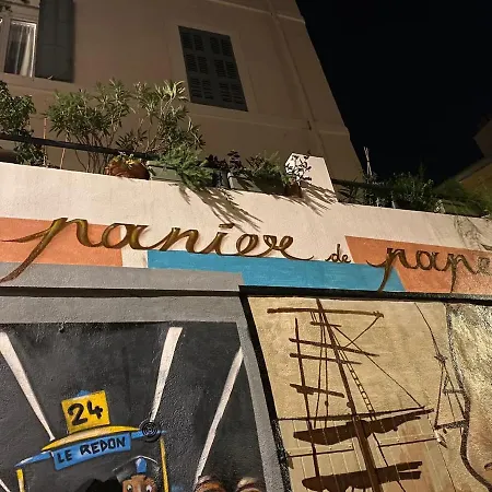 Le Panier De Papet,le Manon,vieux Port,mucem * Marseille