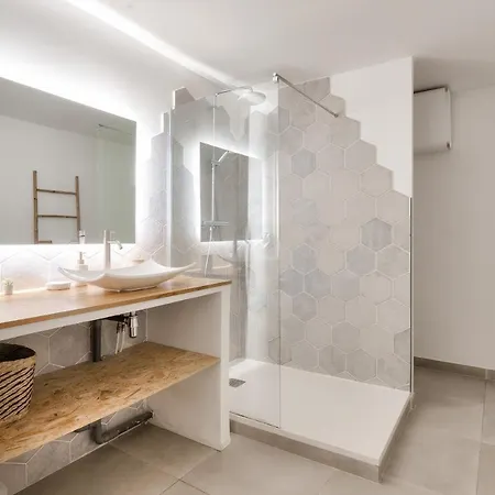 Nocnoc - Le Palme Apartment *