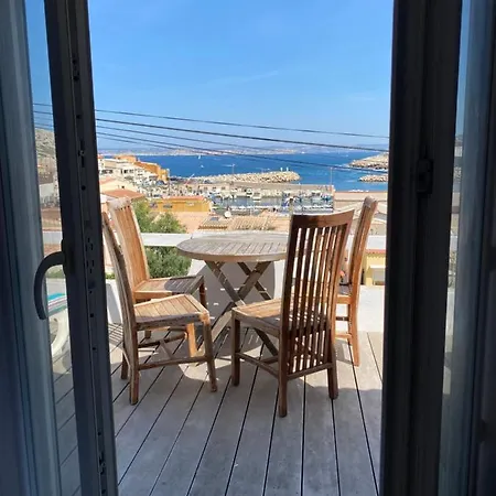 Holiday home La Flibuste Des Goudes: Calanques Seaside Retreat With Gardens Marseille