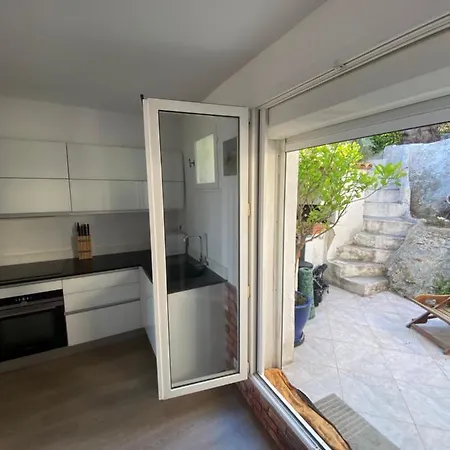 Holiday home La Flibuste Des Goudes: Calanques Seaside Retreat With Gardens *