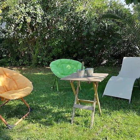 Calme Grand Jardin Bord De Mer. Parking Villa *
