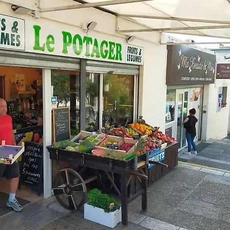 Cigalou Sous Les Pins Apartment