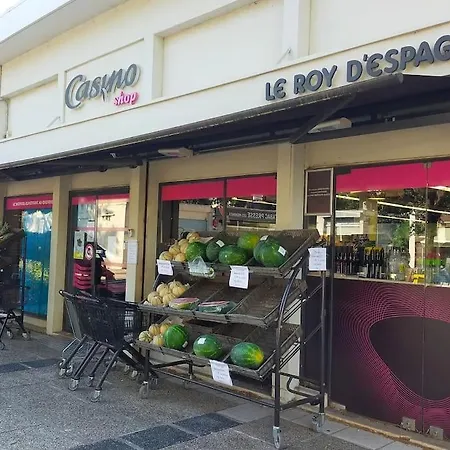 Cigalou Sous Les Pins * Marseille