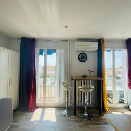 Petit Centre Joliette Apartment Marseille