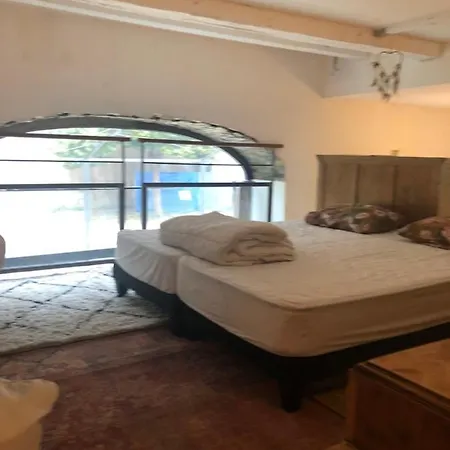 Le Chill De Zoe Et La Petite Boheme Marseille