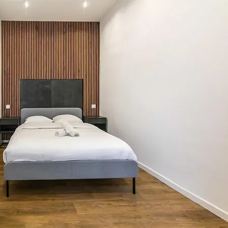 1 Bedroom With Terrace - Prefecture Marseille