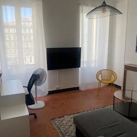 Apartment {o Petits Docks} * Proche Centre