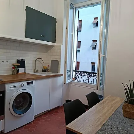 {o Petits Docks} * Proche Centre Apartment