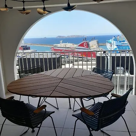 Porte Bleue Apartment *