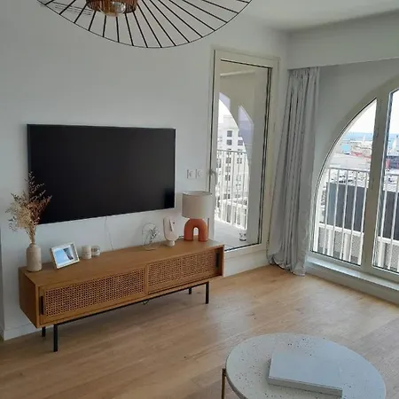 Porte Bleue Apartment *