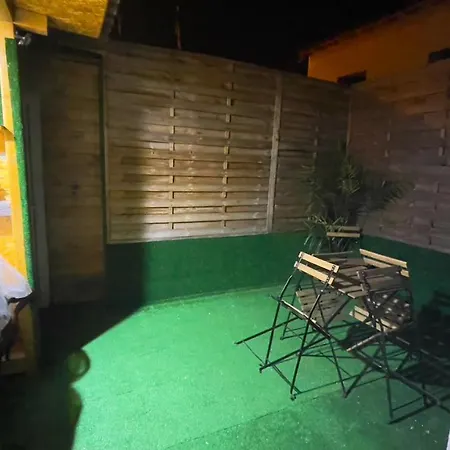 Avec Jacuzzi, Et Terrasse Apartment *
