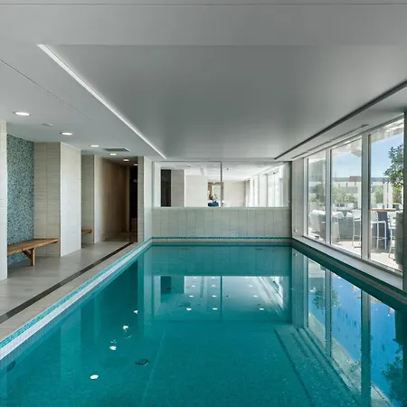 Golden Tulip Euromed Hotel Marsella