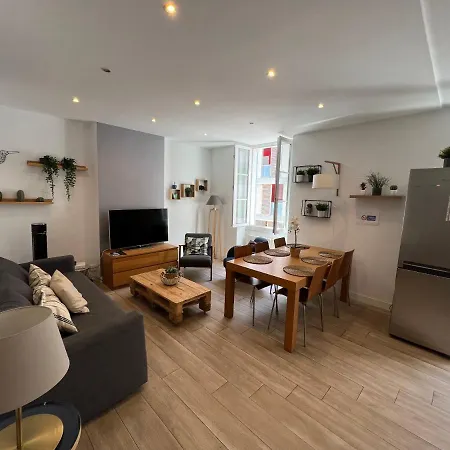 Le Cosy De L'eveche Apartment Marseille