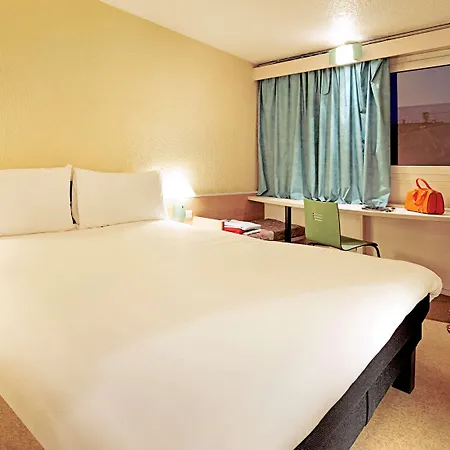 Ibis Centre Prado Velodrome 3*