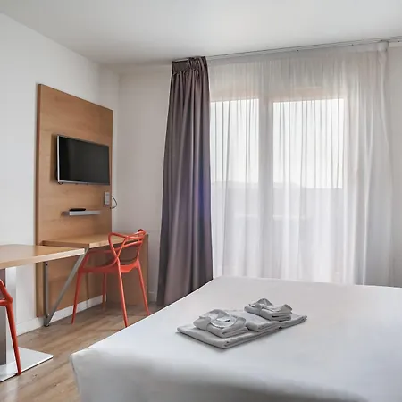 Residhotel Le Grand Prado 3*