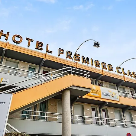 Premiere Classe La Valentine Hotel *