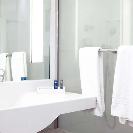 Novotel Est Porte D'aubagne Ξενοδοχείο 4*