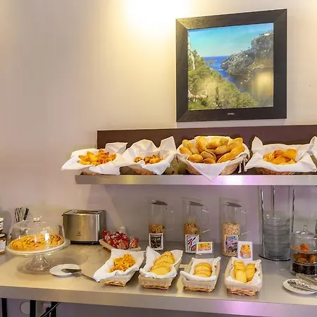 Hotel Terminus Saint-charles 3*