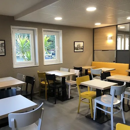 马赛埃斯塔克酒店 2*