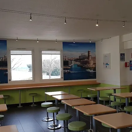 酒店 马赛瓦伦丁宜必思快捷酒店 2*