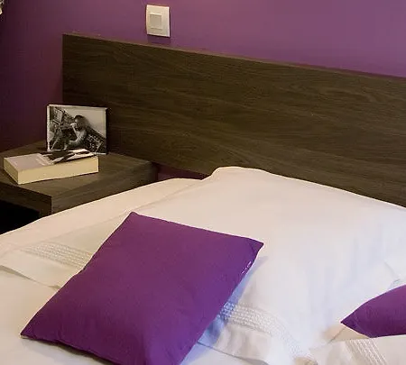 Adagio Vieux Port Aparthotel 4*