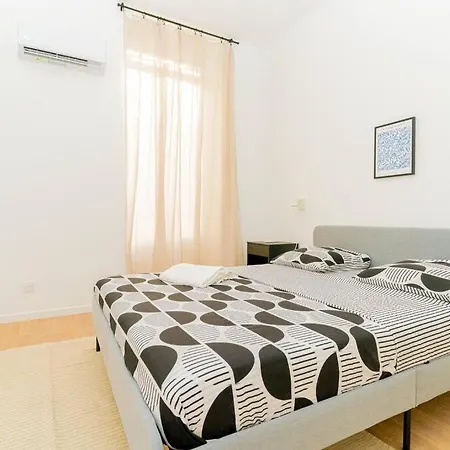 Le Rome -hyper Centre 3 Chambres Climatises