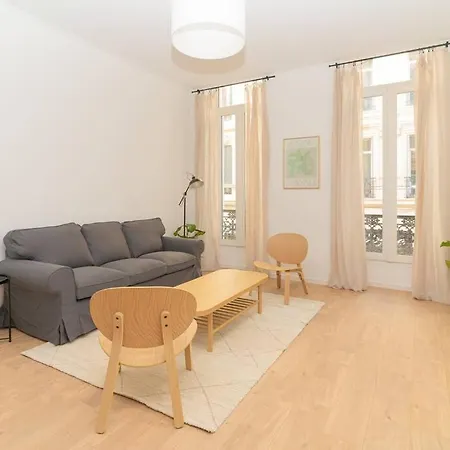 Le Rome -hyper Centre 3 Chambres Climatises *