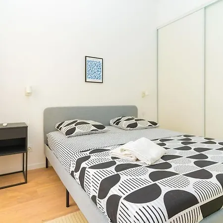Apartment Le Rome -hyper Centre 3 Chambres Climatises Marseille