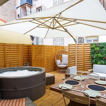 Duplex Terrasse Vieux Port 8pers Apartment