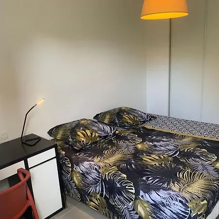T3 Jardin 1 Km La ! Apartment *