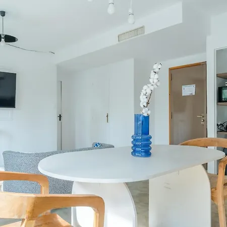 Apartment T2 En Centre - Castelane