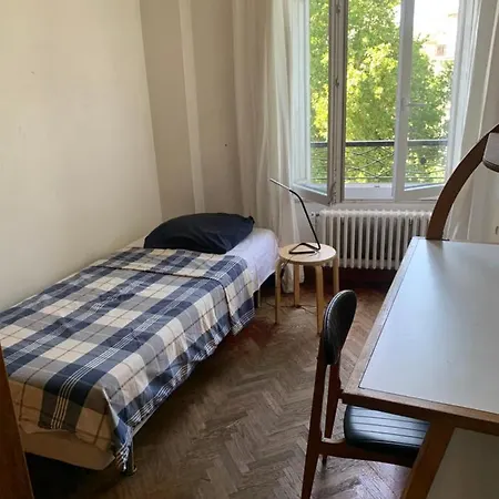 Vieux Port Apartment *