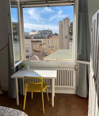 Vieux Port Apartment *