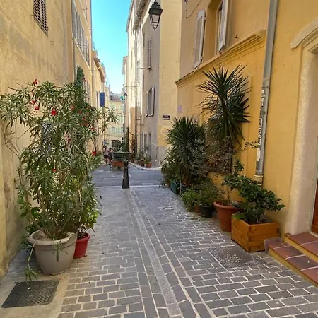 L'authentique A Apartment