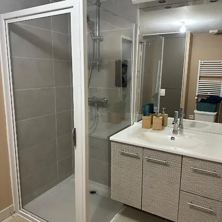 T2 Prado / Velodrome Apartment Marseilles