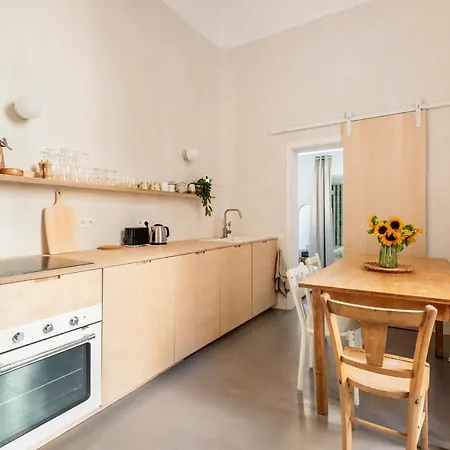 Loft Calme Et Design Vieux-port Apartment